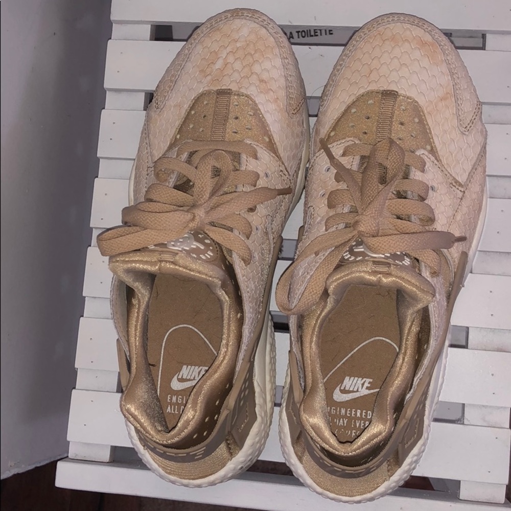 Huarache Size 8